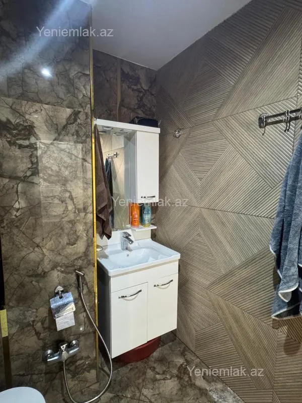 Satılır 3 otaqlı yeni tikili 71 m²