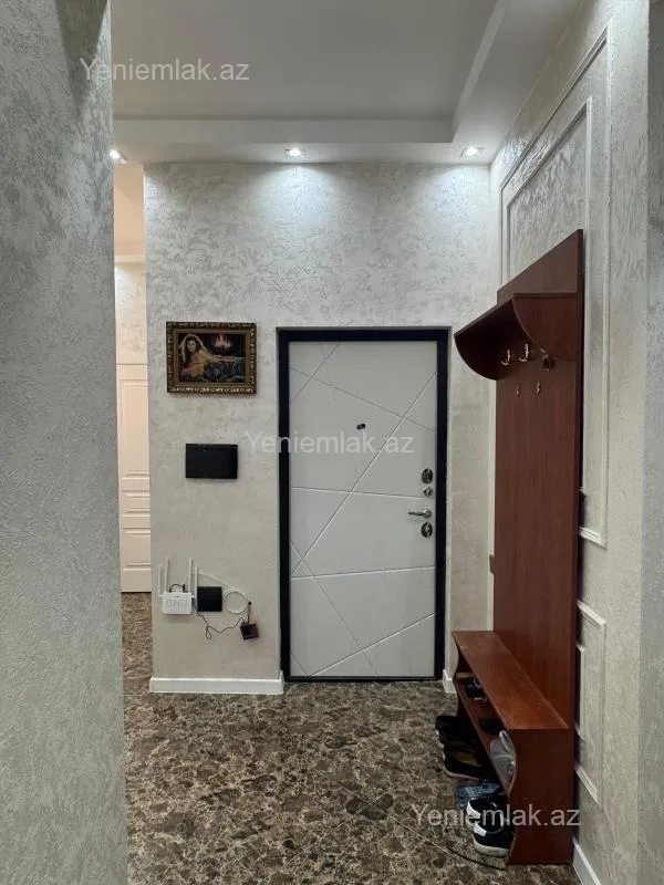 Satılır 3 otaqlı yeni tikili 71 m²