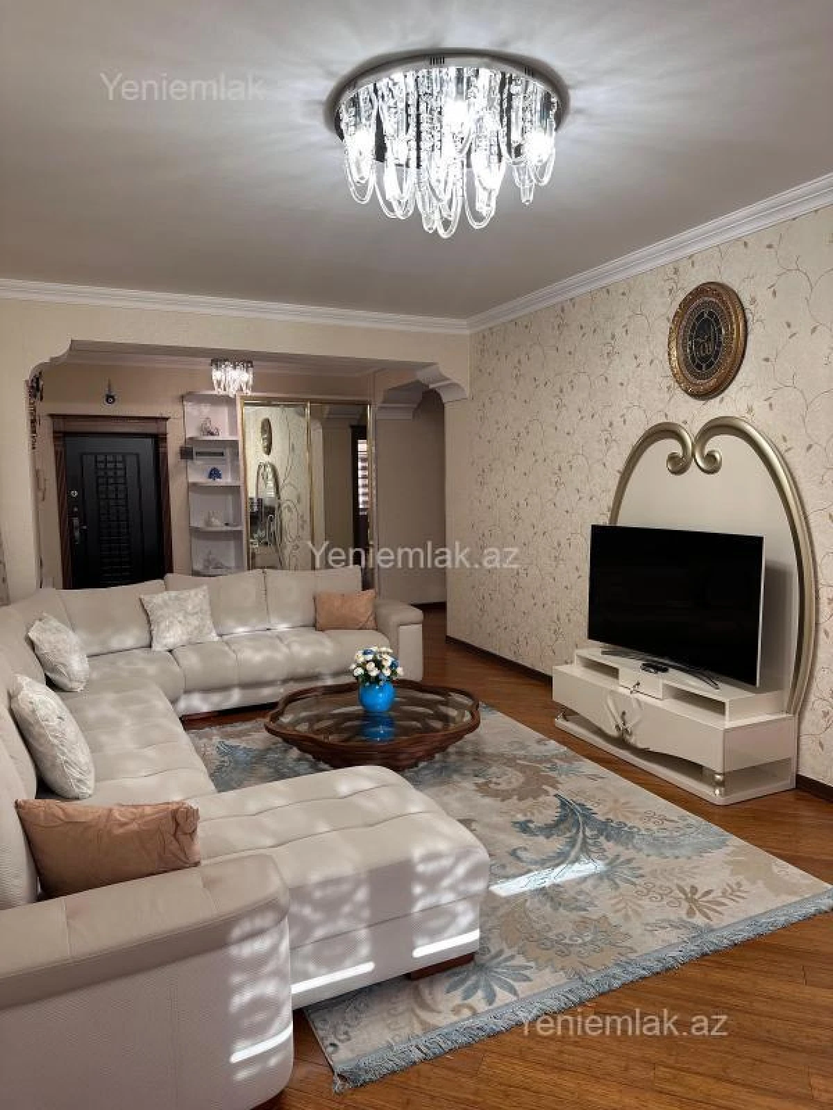 Satılır 3 otaqlı yeni tikili 136 m²