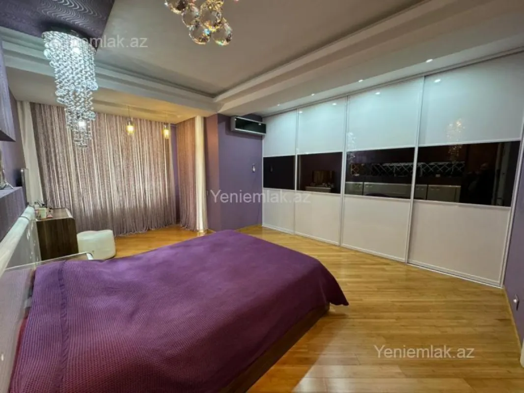 Satılır 4 otaqlı yeni tikili 188 m²
