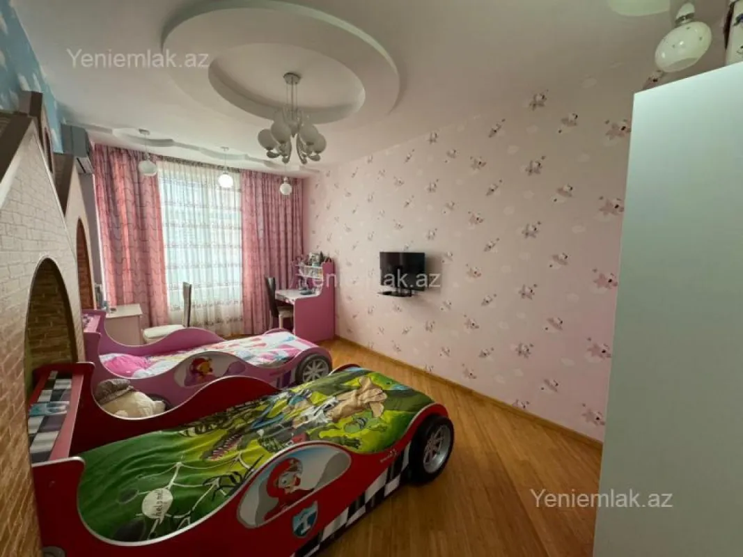 Satılır 4 otaqlı yeni tikili 188 m²