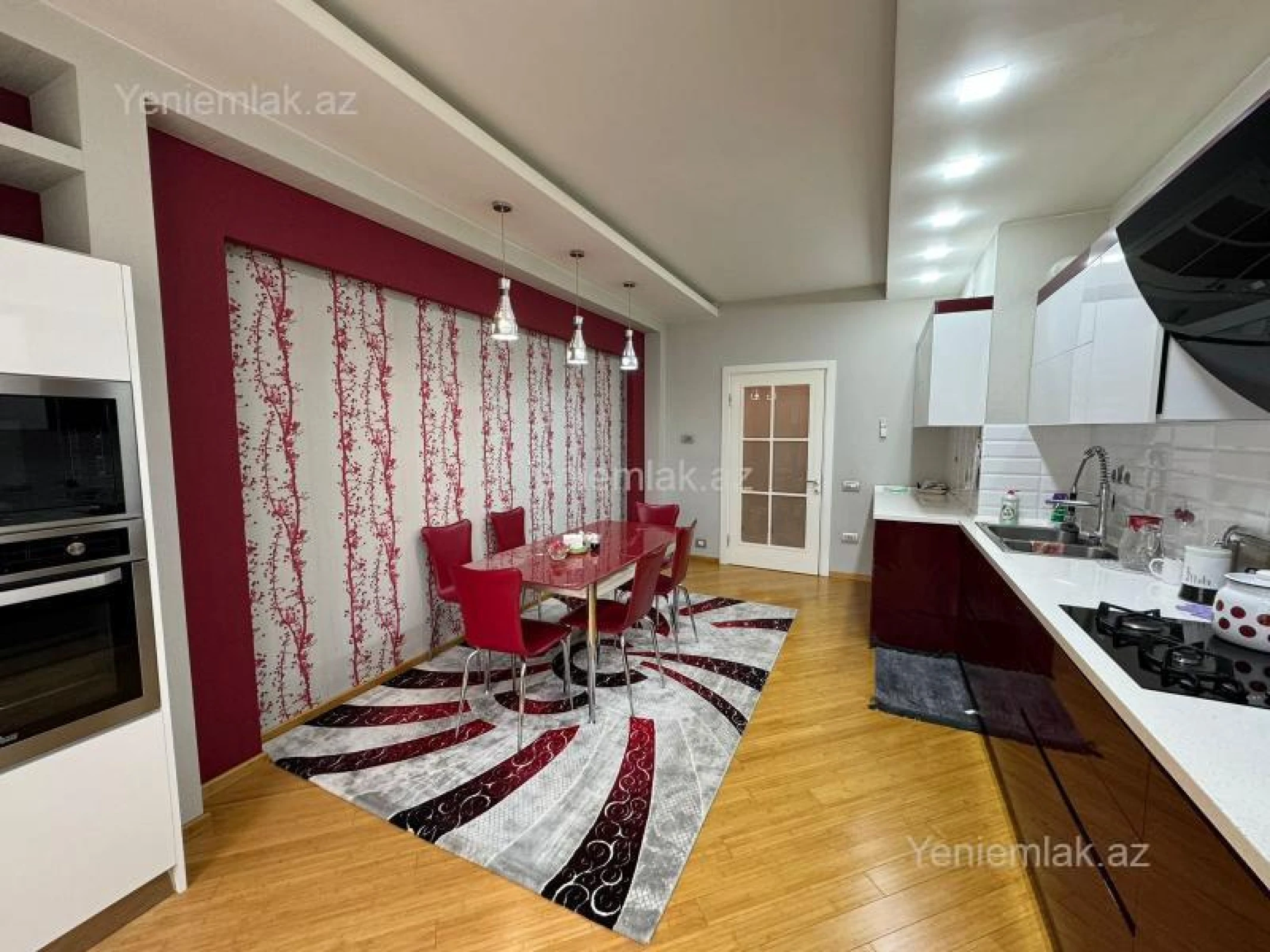 Satılır 4 otaqlı yeni tikili 188 m²