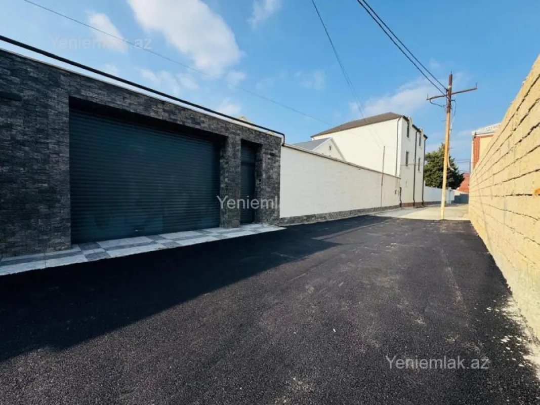 Satılır 4 otaqlı həyət evi 250 m²