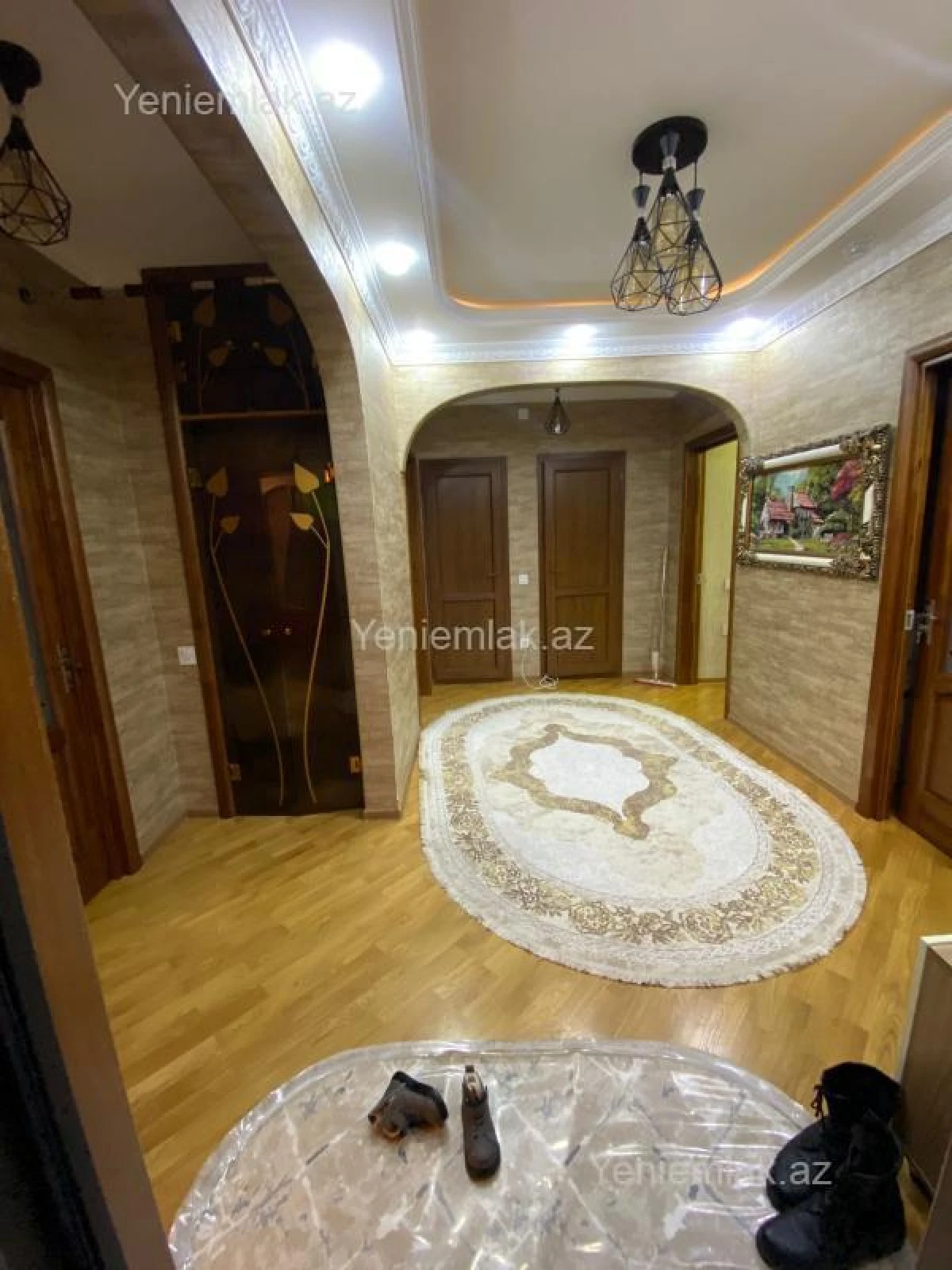 Satılır 4 otaqlı köhnə tikili 100 m²