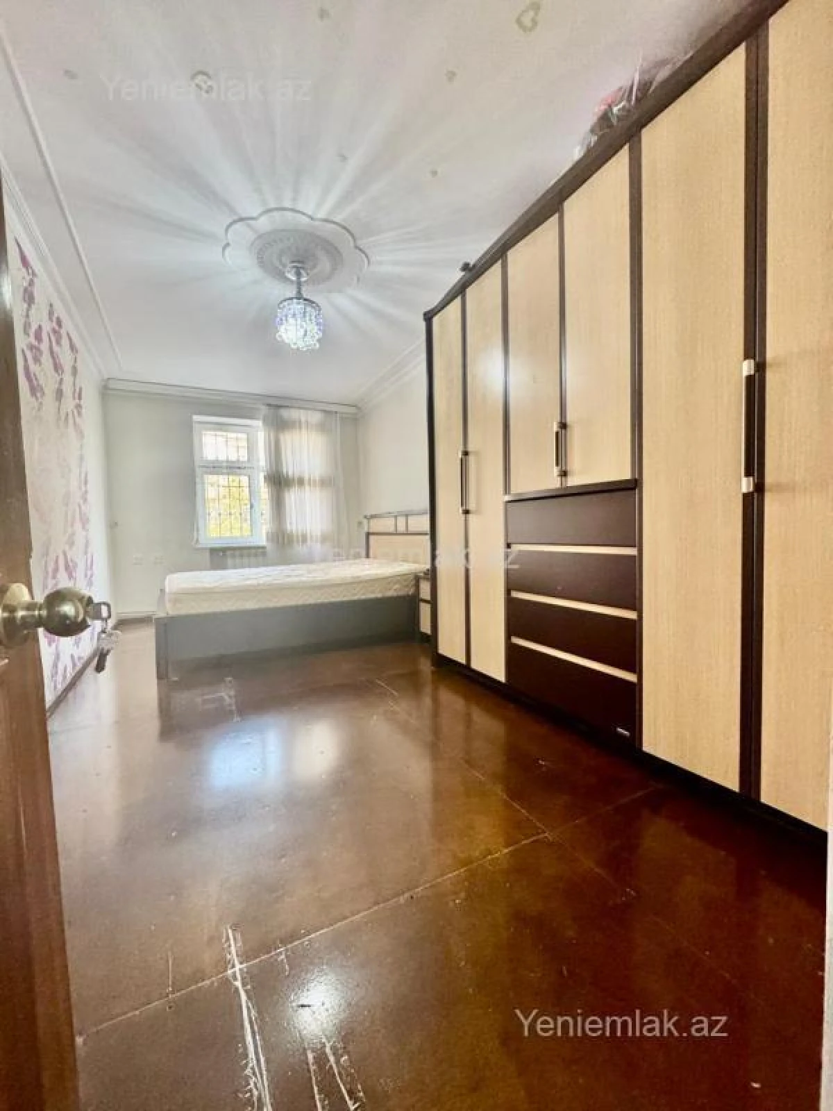 Satılır 3 otaqlı köhnə tikili 80 m²