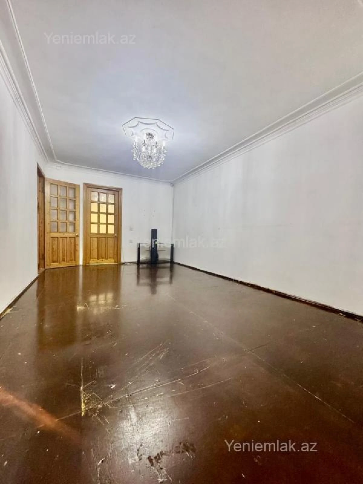 Satılır 3 otaqlı köhnə tikili 80 m²
