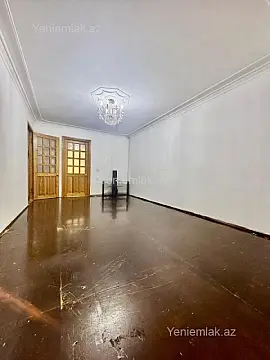 Satılır 3 otaqlı köhnə tikili 80 m²
