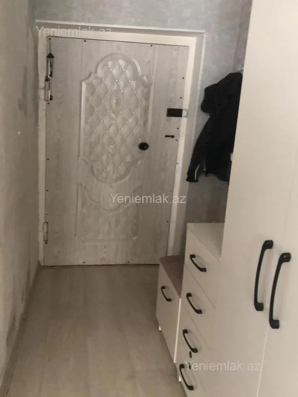 Satılır 2 otaqlı köhnə tikili 36 m²