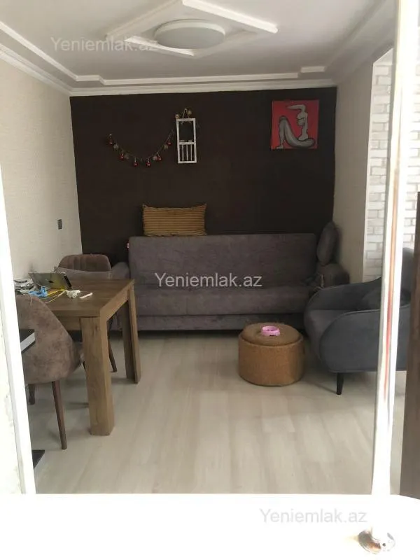 Satılır 2 otaqlı köhnə tikili 36 m²