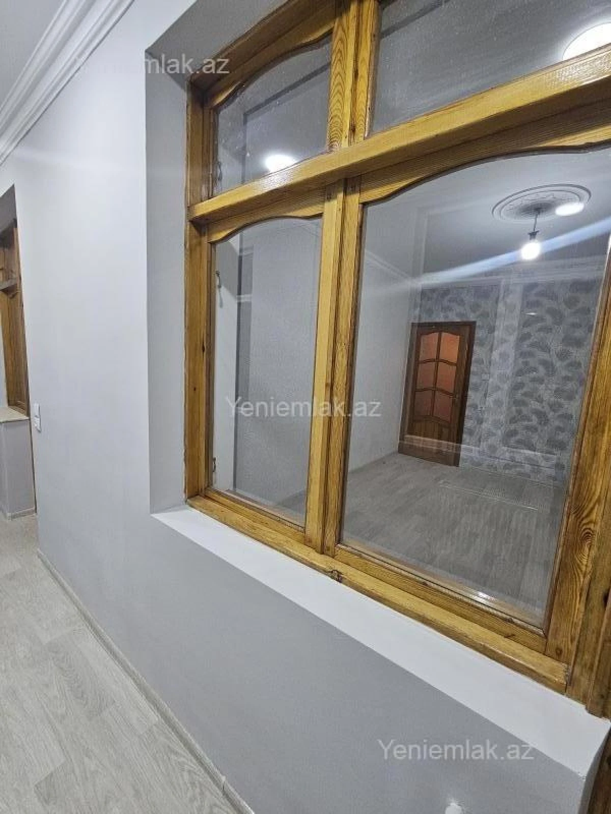 Satılır 2 otaqlı köhnə tikili 56 m²