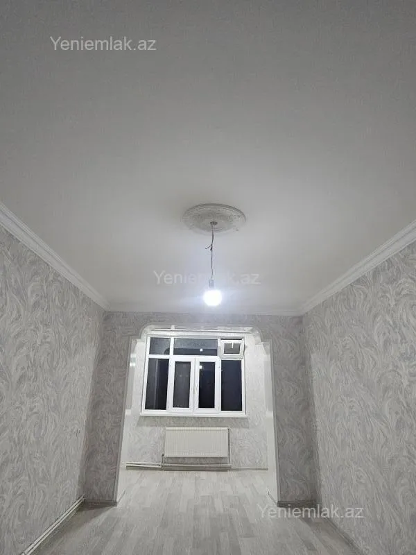Satılır 2 otaqlı köhnə tikili 56 m²