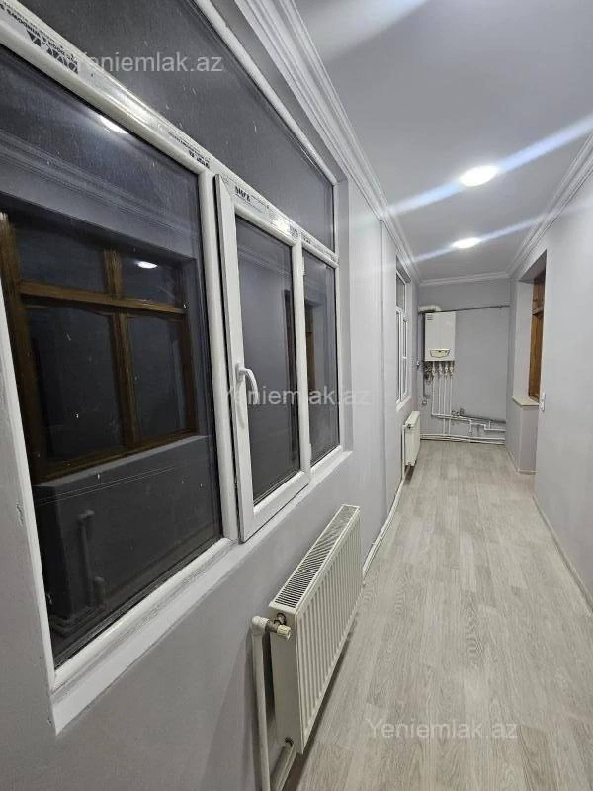 Satılır 2 otaqlı köhnə tikili 56 m²