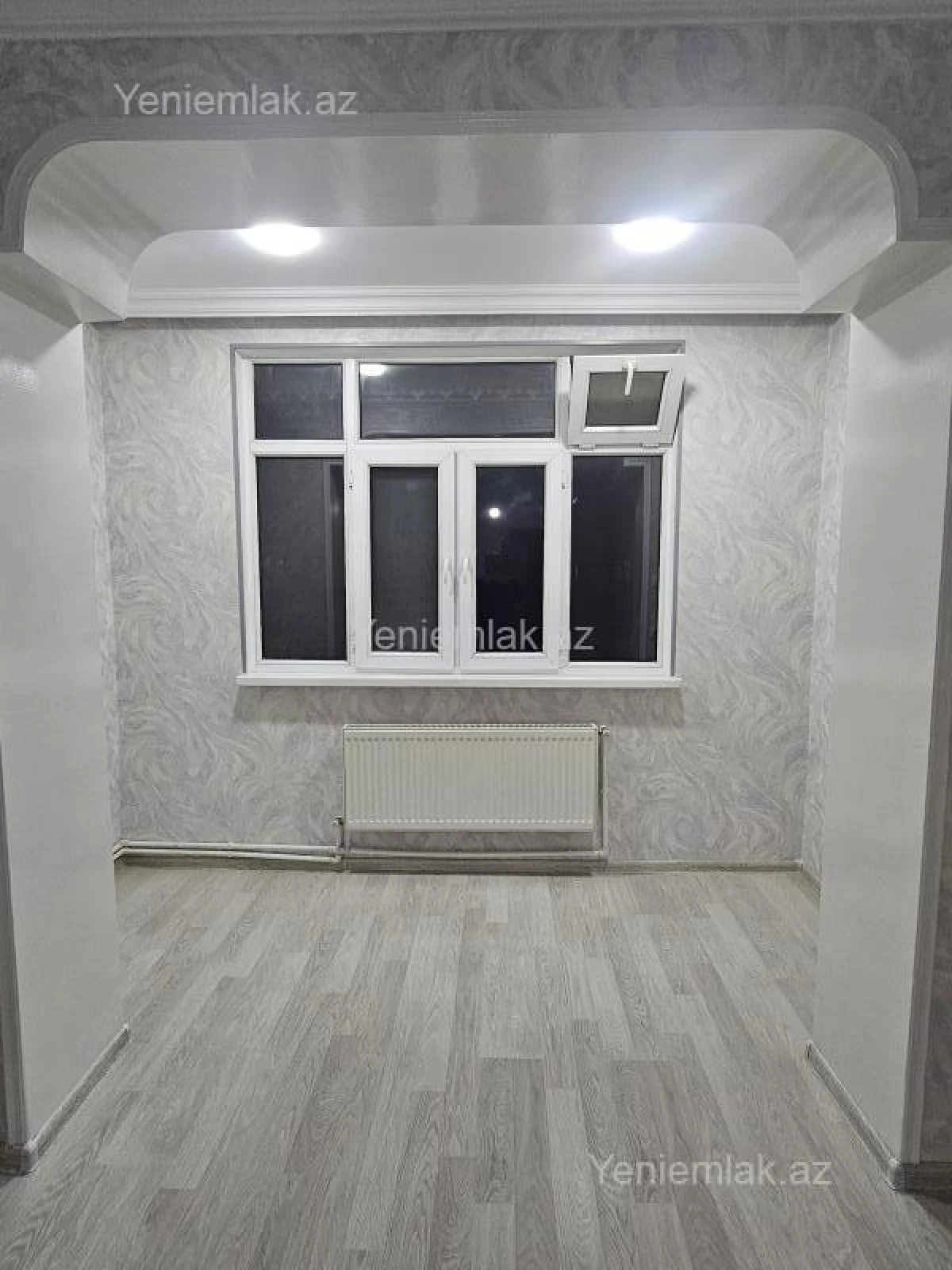 Satılır 2 otaqlı köhnə tikili 56 m²