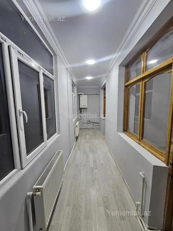 Satılır 2 otaqlı köhnə tikili 56 m²
