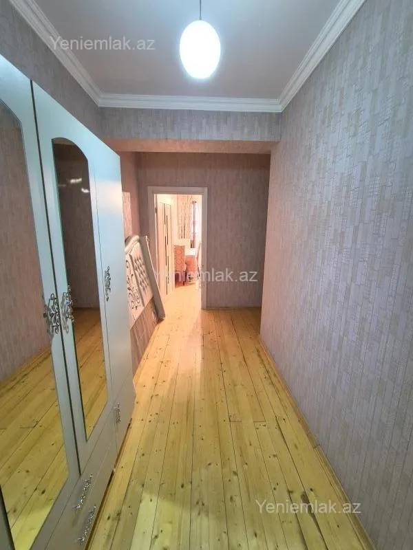 Satılır 2 otaqlı yeni tikili 73 m²