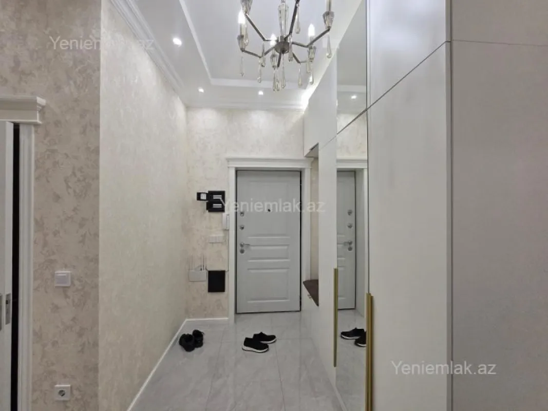 Satılır 2 otaqlı yeni tikili 84 m²