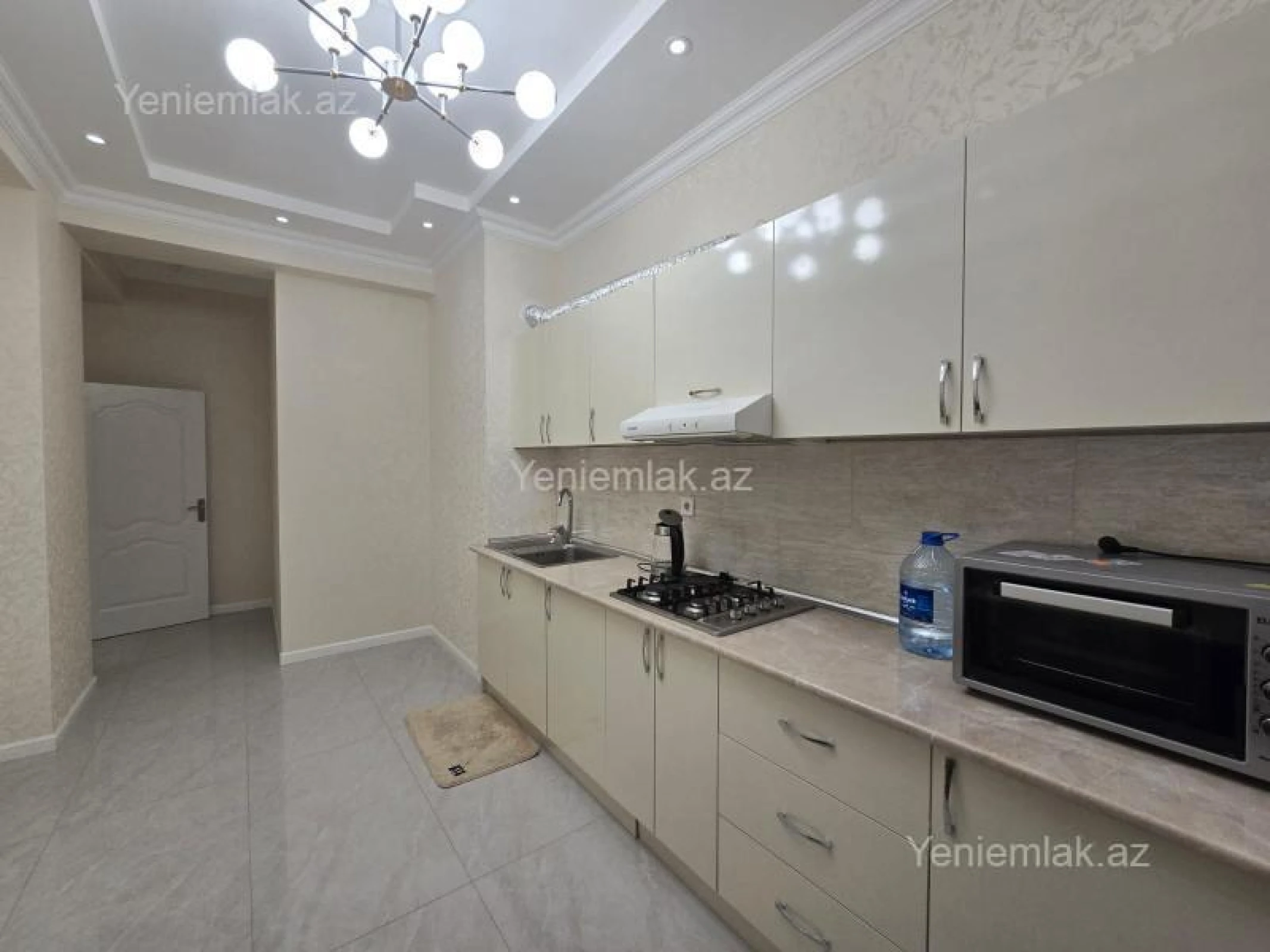 Satılır 2 otaqlı yeni tikili 84 m²