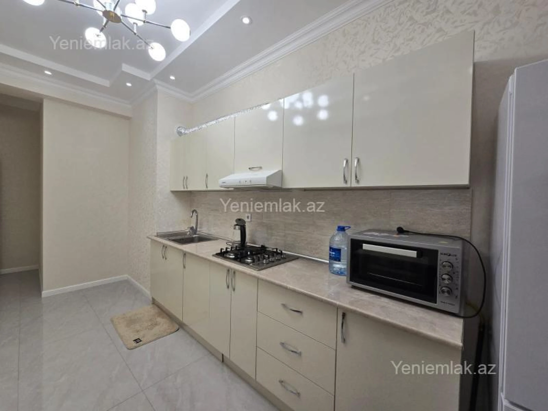 Satılır 2 otaqlı yeni tikili 84 m²