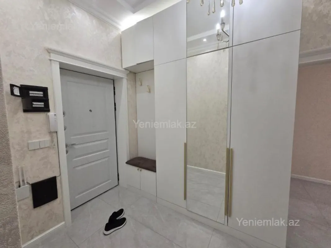 Satılır 2 otaqlı yeni tikili 84 m²