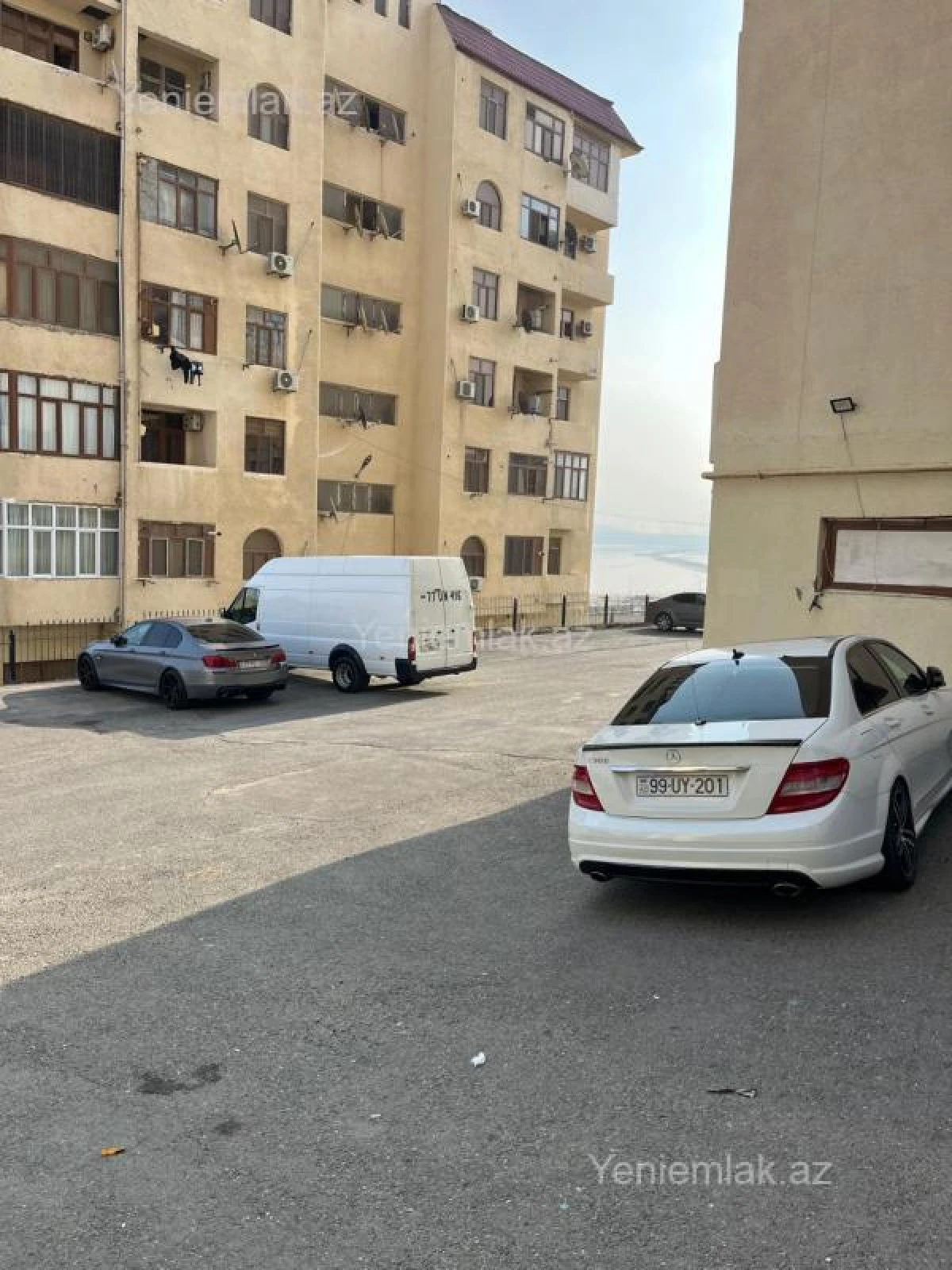 Satılır 3 otaqlı yeni tikili 95 m²