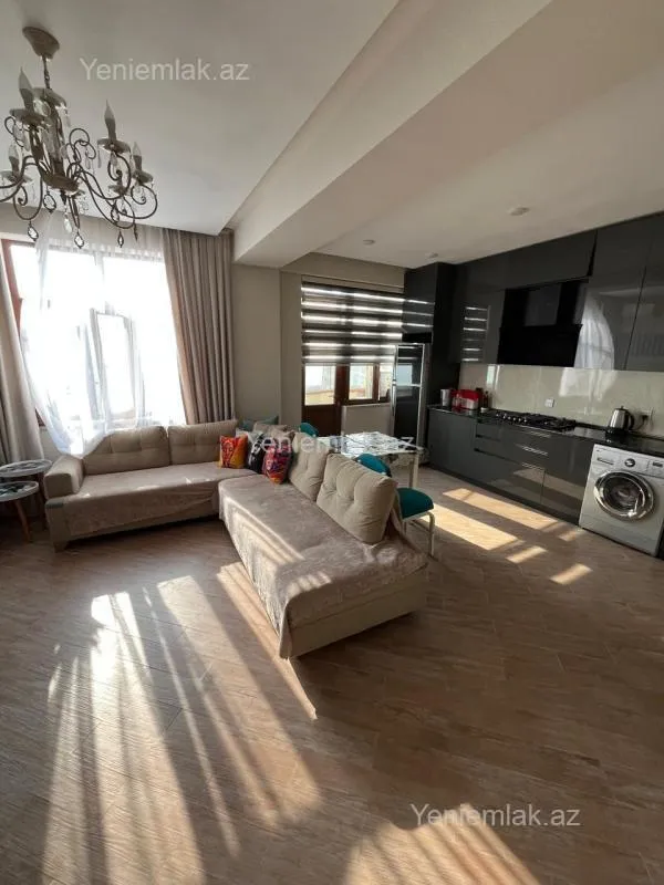 Satılır 3 otaqlı yeni tikili 95 m²