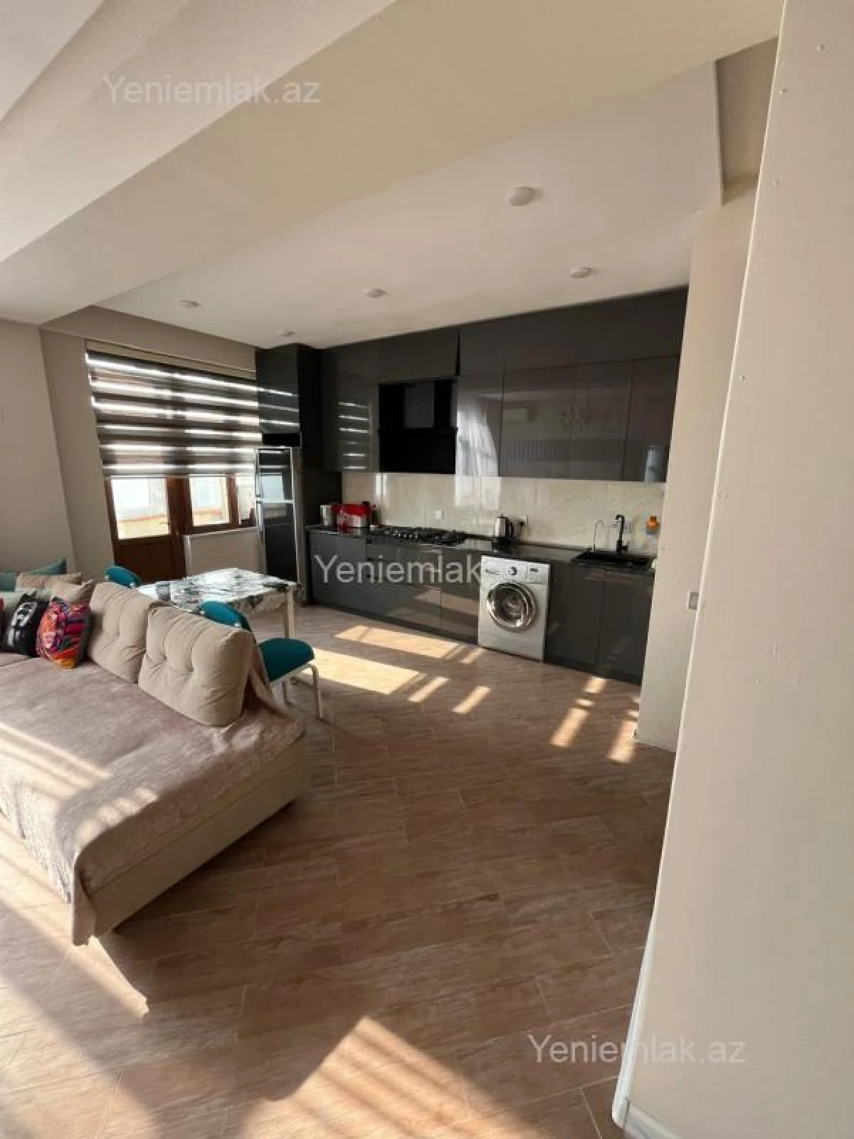 Satılır 3 otaqlı yeni tikili 95 m²