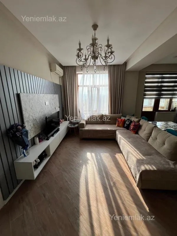 Satılır 3 otaqlı yeni tikili 95 m²