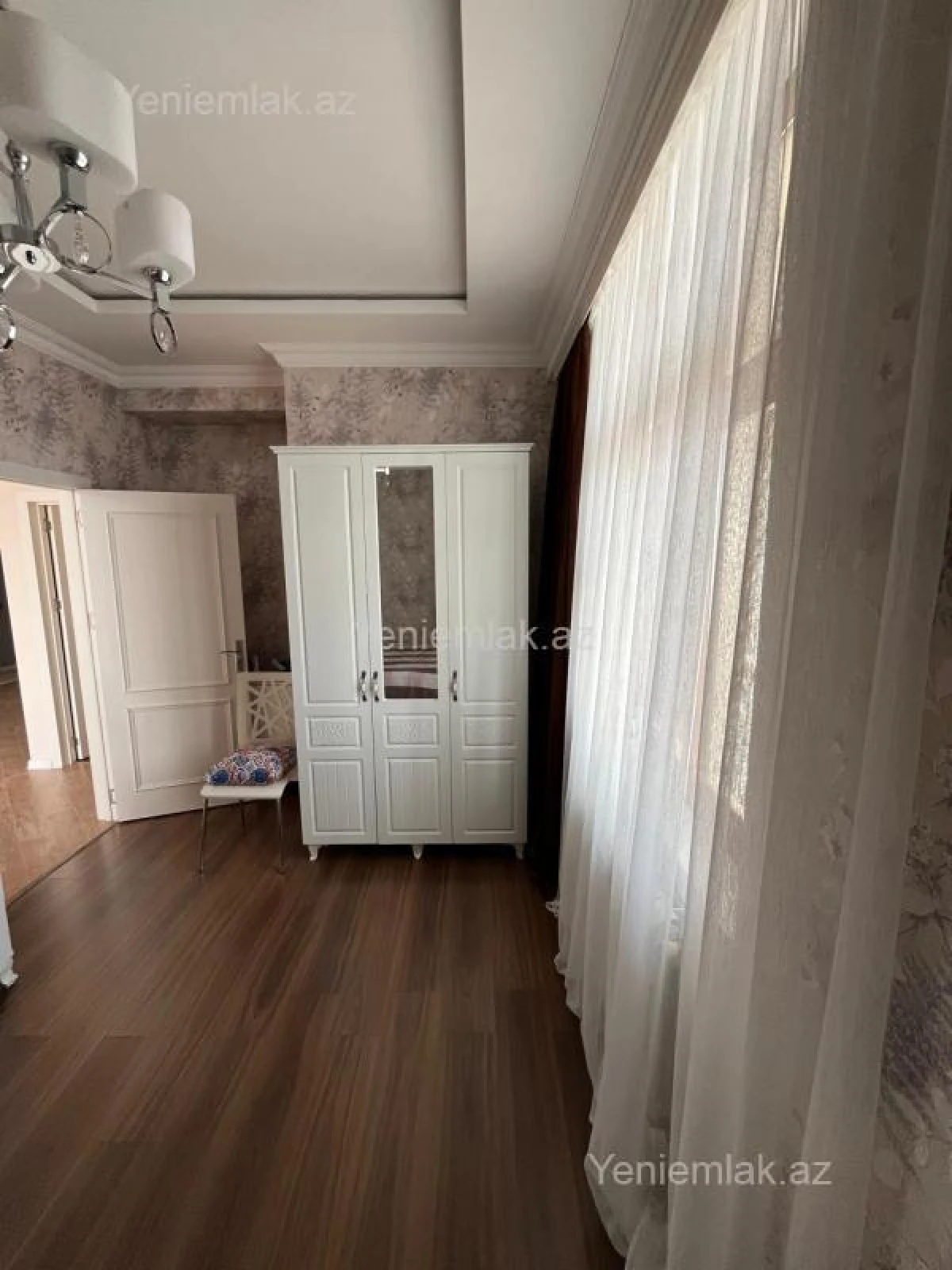 Satılır 3 otaqlı yeni tikili 95 m²
