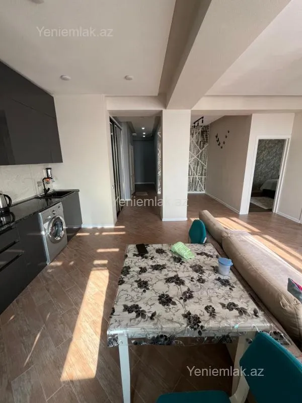 Satılır 3 otaqlı yeni tikili 95 m²