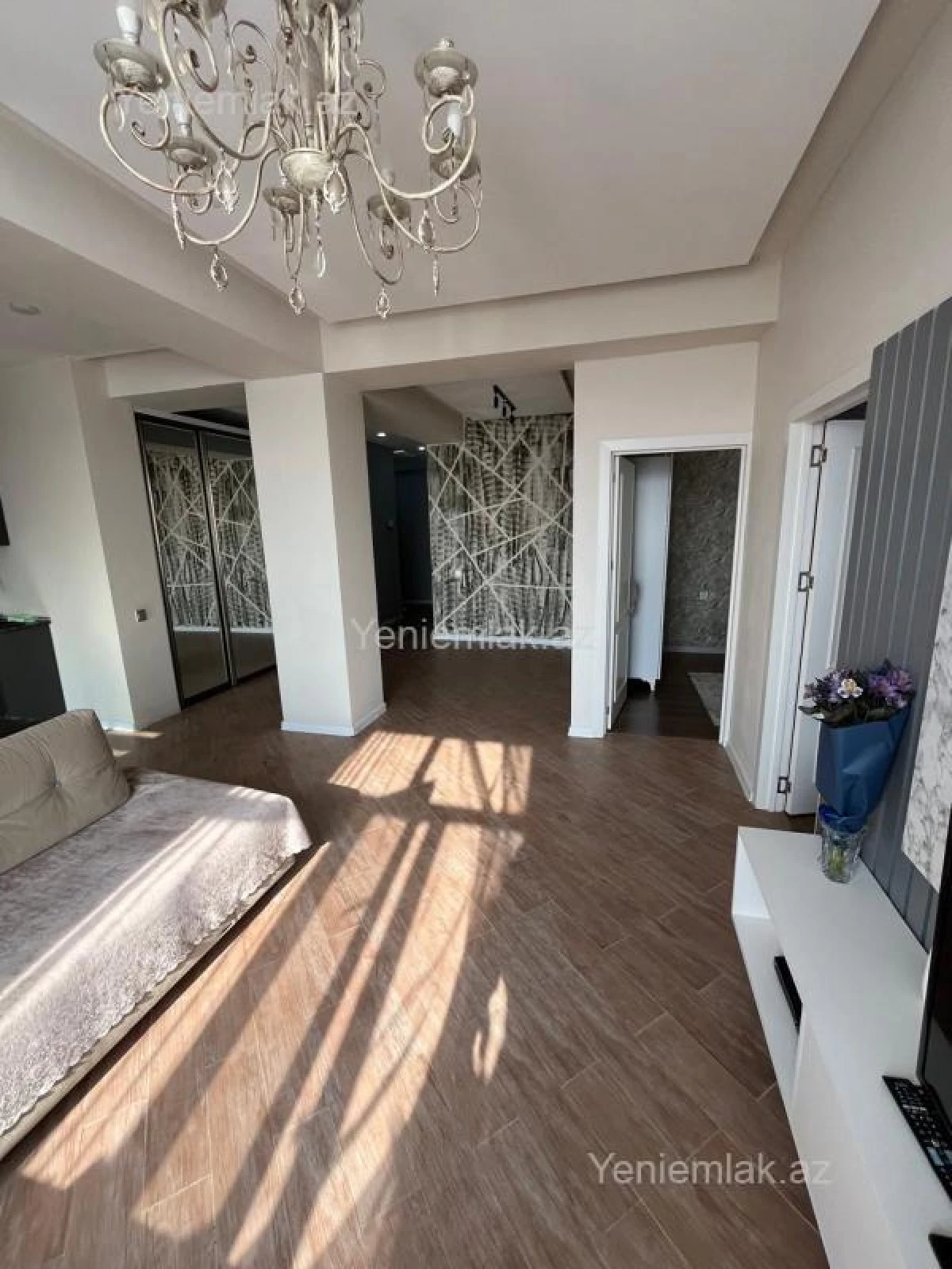 Satılır 3 otaqlı yeni tikili 95 m²