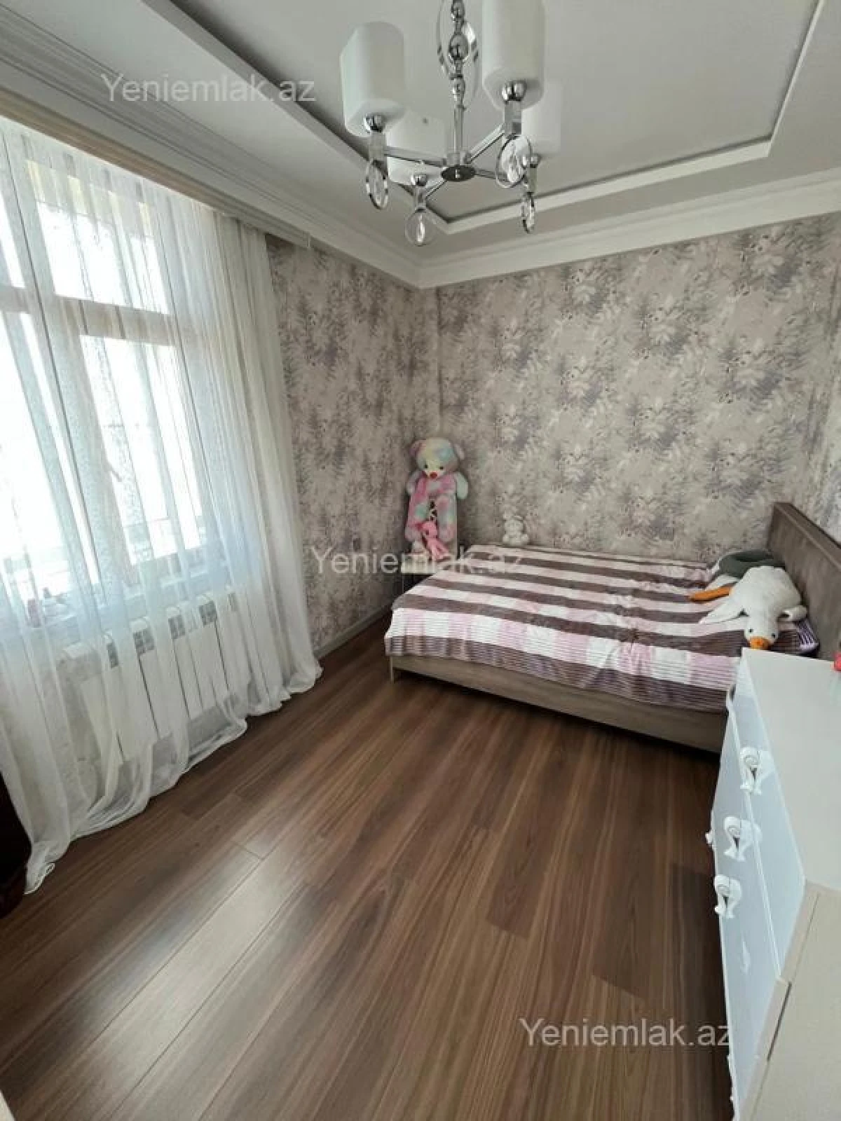 Satılır 3 otaqlı yeni tikili 95 m²