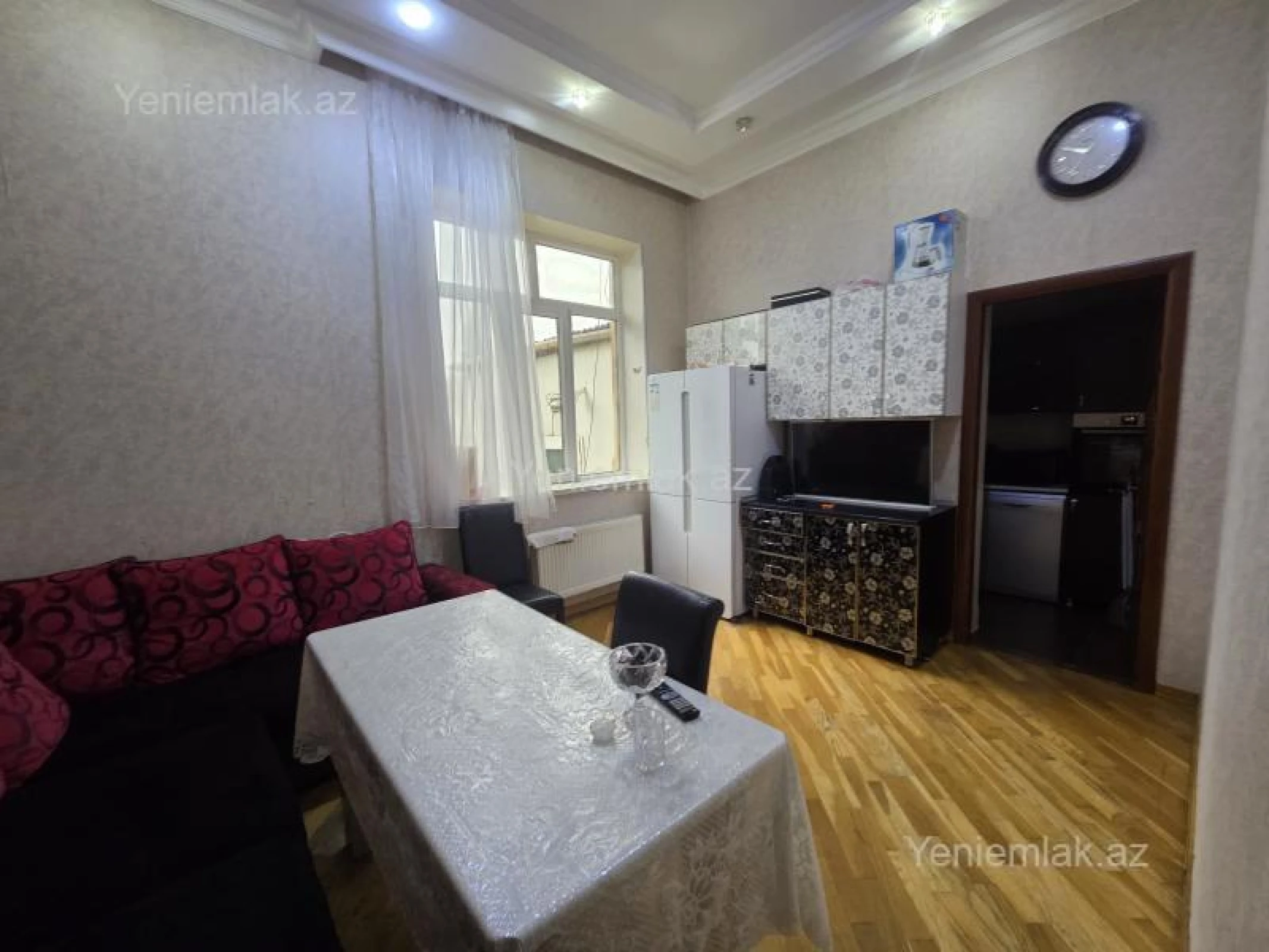 Satılır 6 otaqlı həyət evi 280 m²