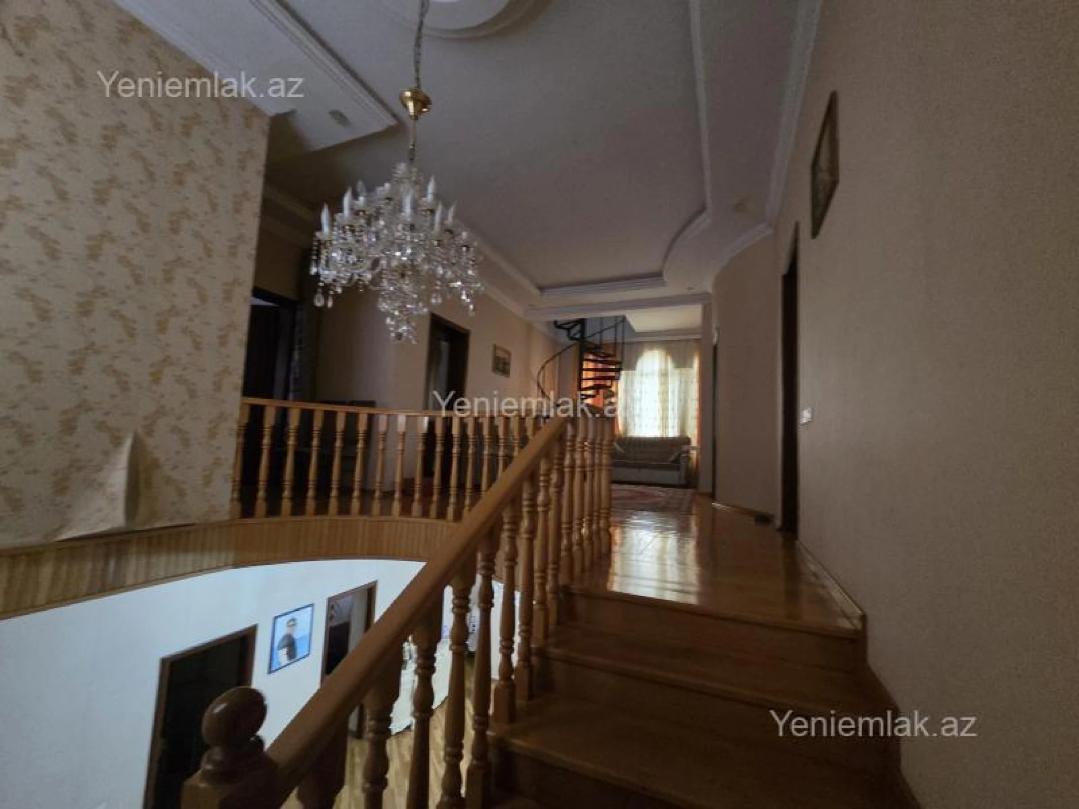 Satılır 6 otaqlı həyət evi 280 m²