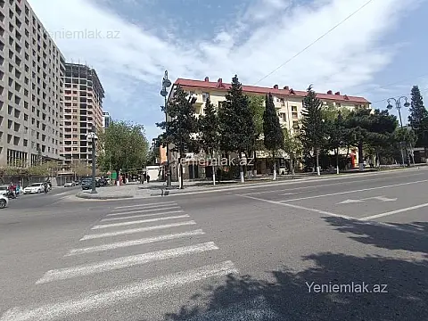 Satılır 1 otaqlı obyekt 32 m²
