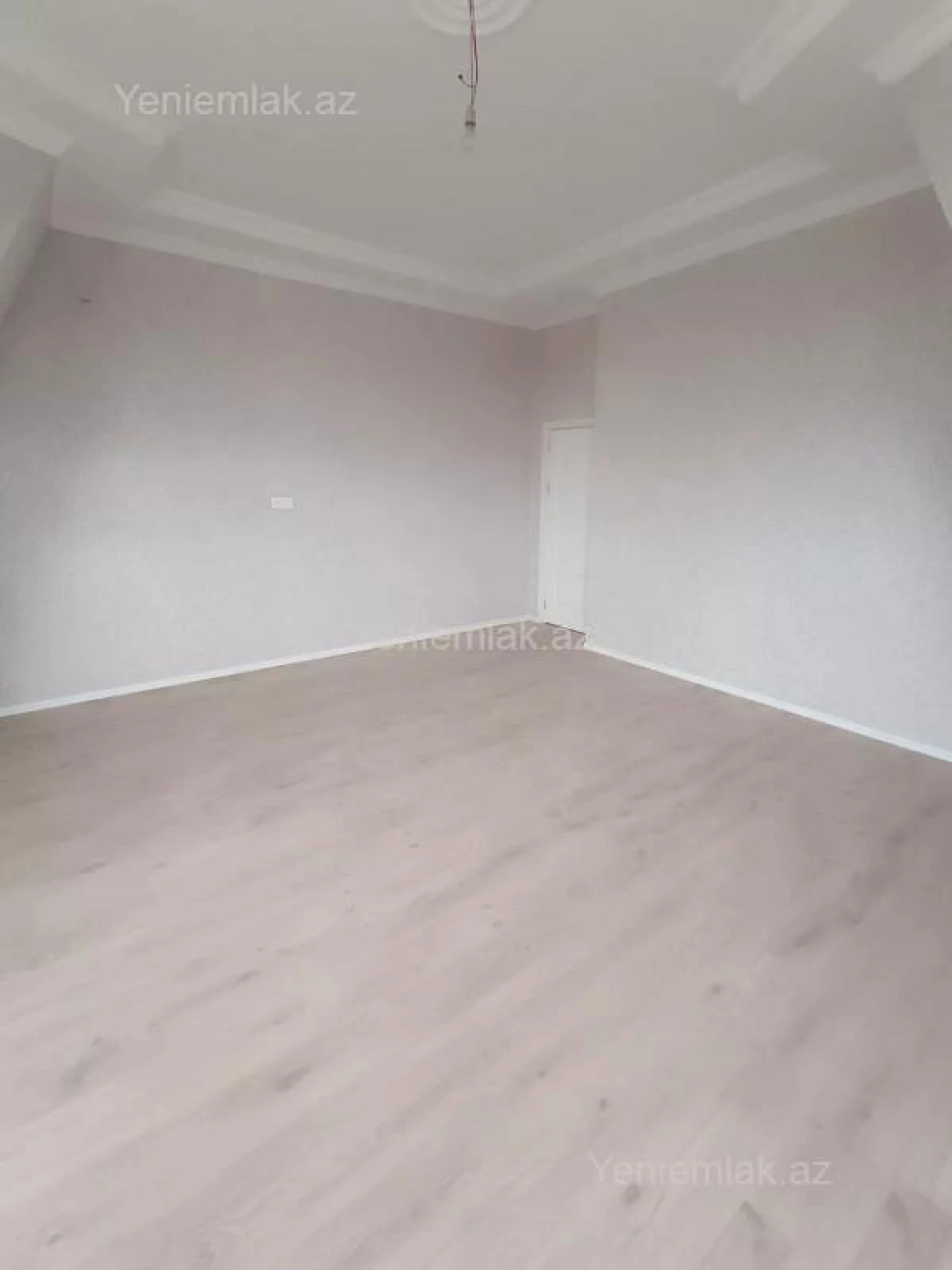 Satılır 4 otaqlı obyekt 120 m²