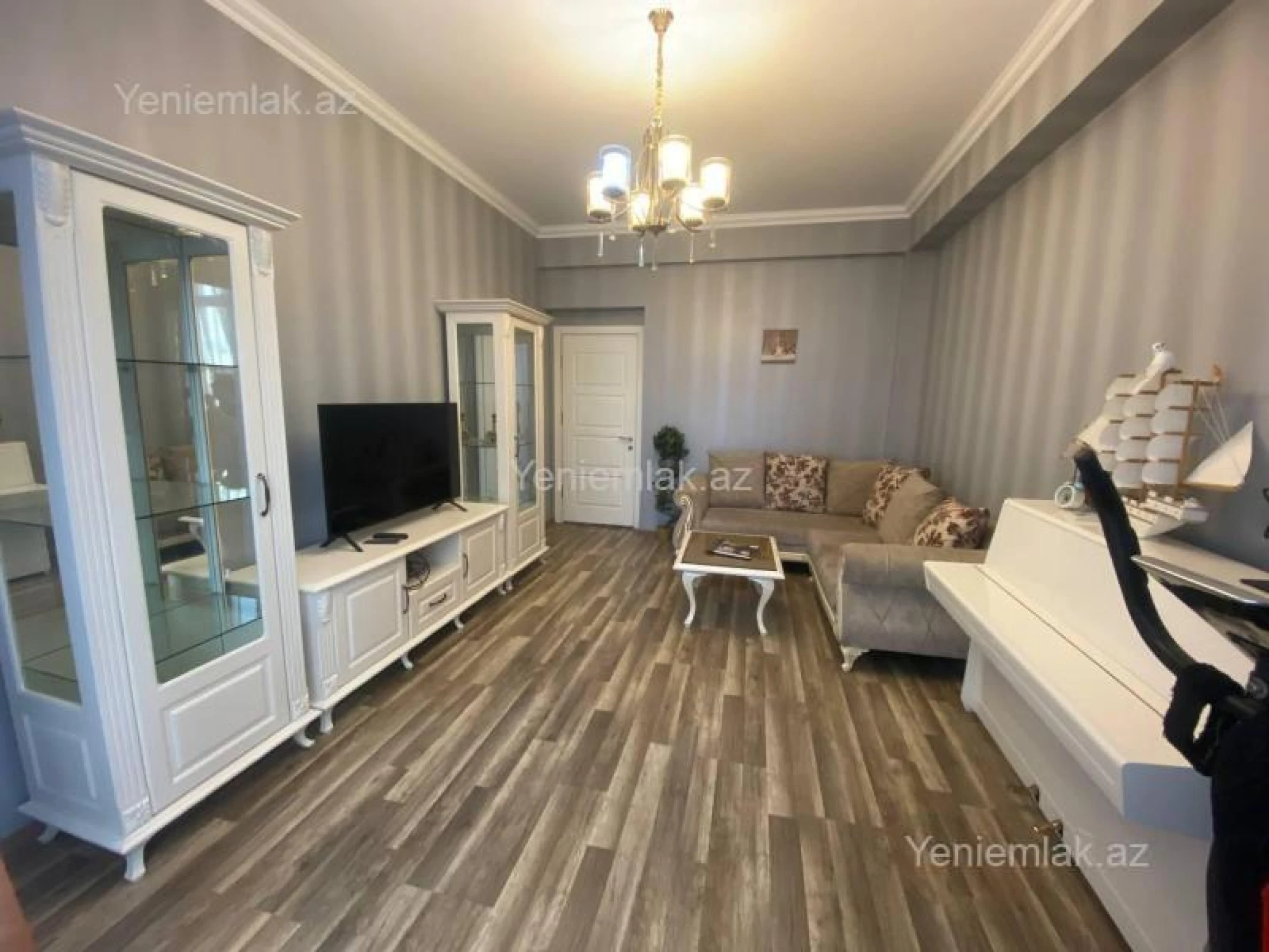 Satılır 2 otaqlı yeni tikili 60 m²