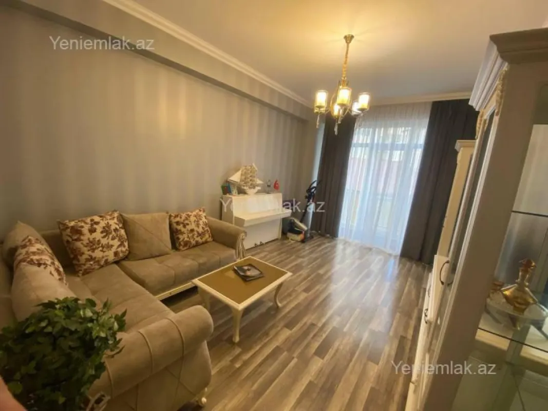 Satılır 2 otaqlı yeni tikili 60 m²