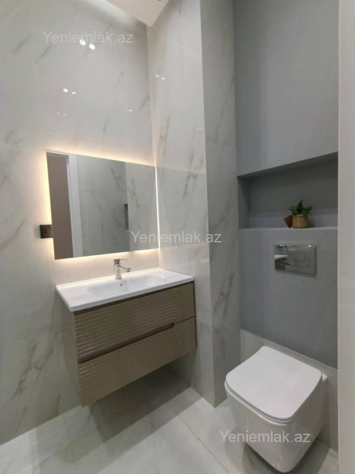 Satılır 3 otaqlı yeni tikili 85 m²