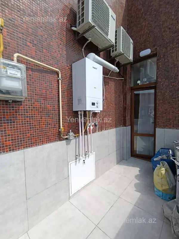 Satılır 3 otaqlı yeni tikili 85 m²