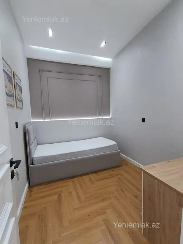 Satılır 3 otaqlı yeni tikili 85 m²