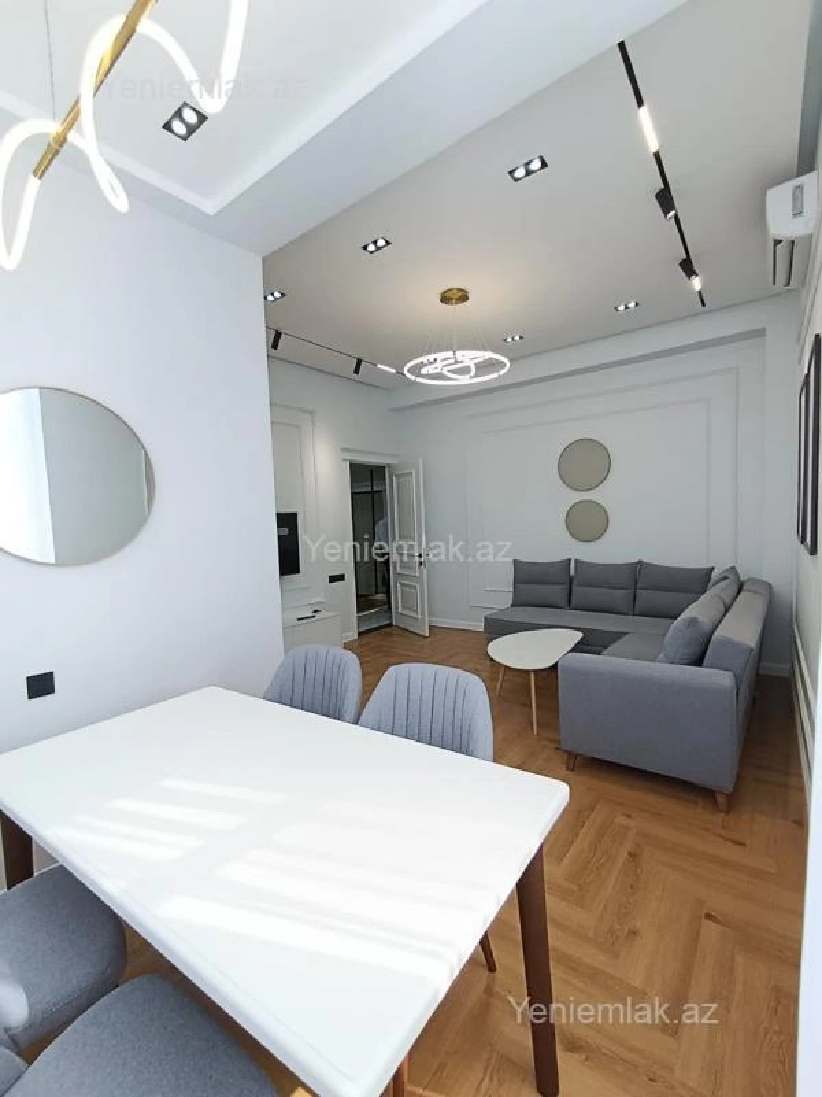 Satılır 3 otaqlı yeni tikili 85 m²