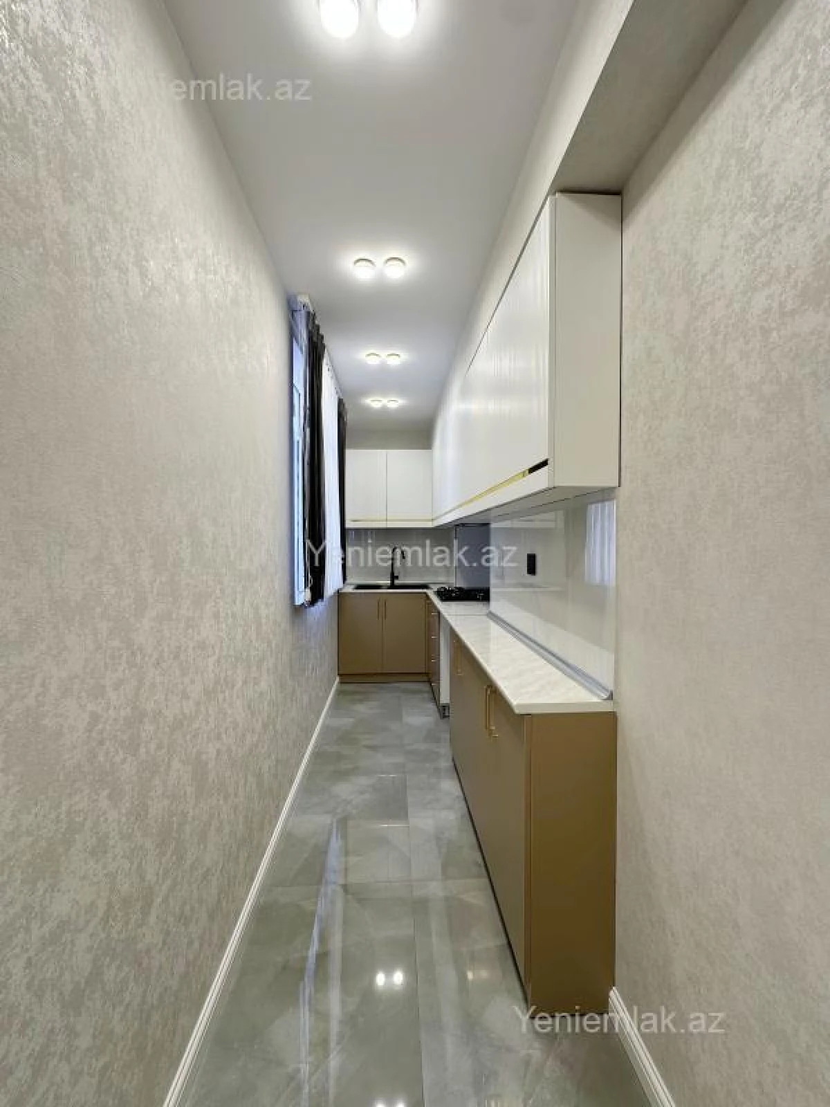 Satılır 3 otaqlı köhnə tikili 65 m²