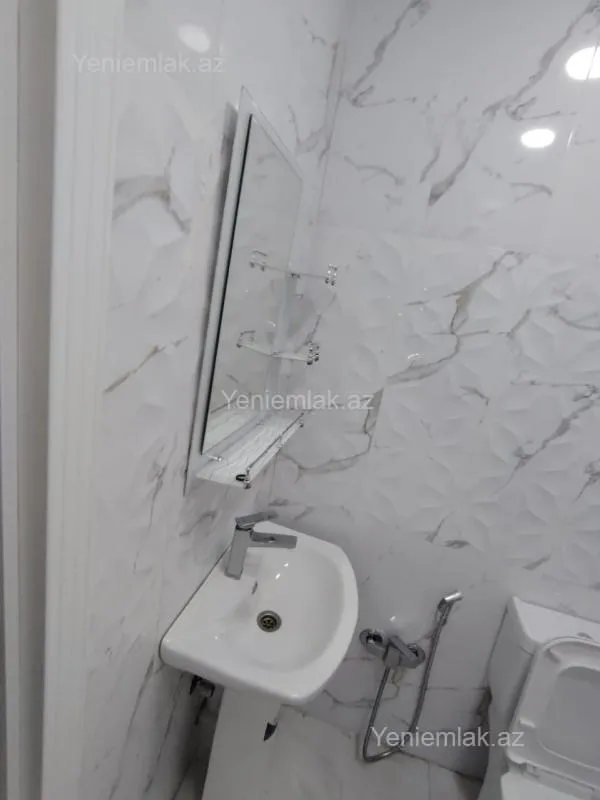 Satılır 2 otaqlı yeni tikili 45 m²