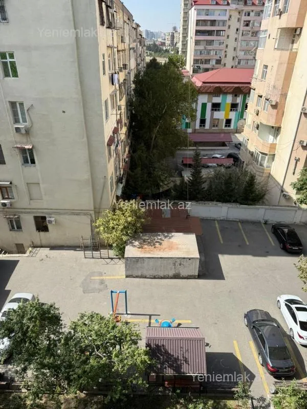 Satılır 3 otaqlı köhnə tikili 65 m²