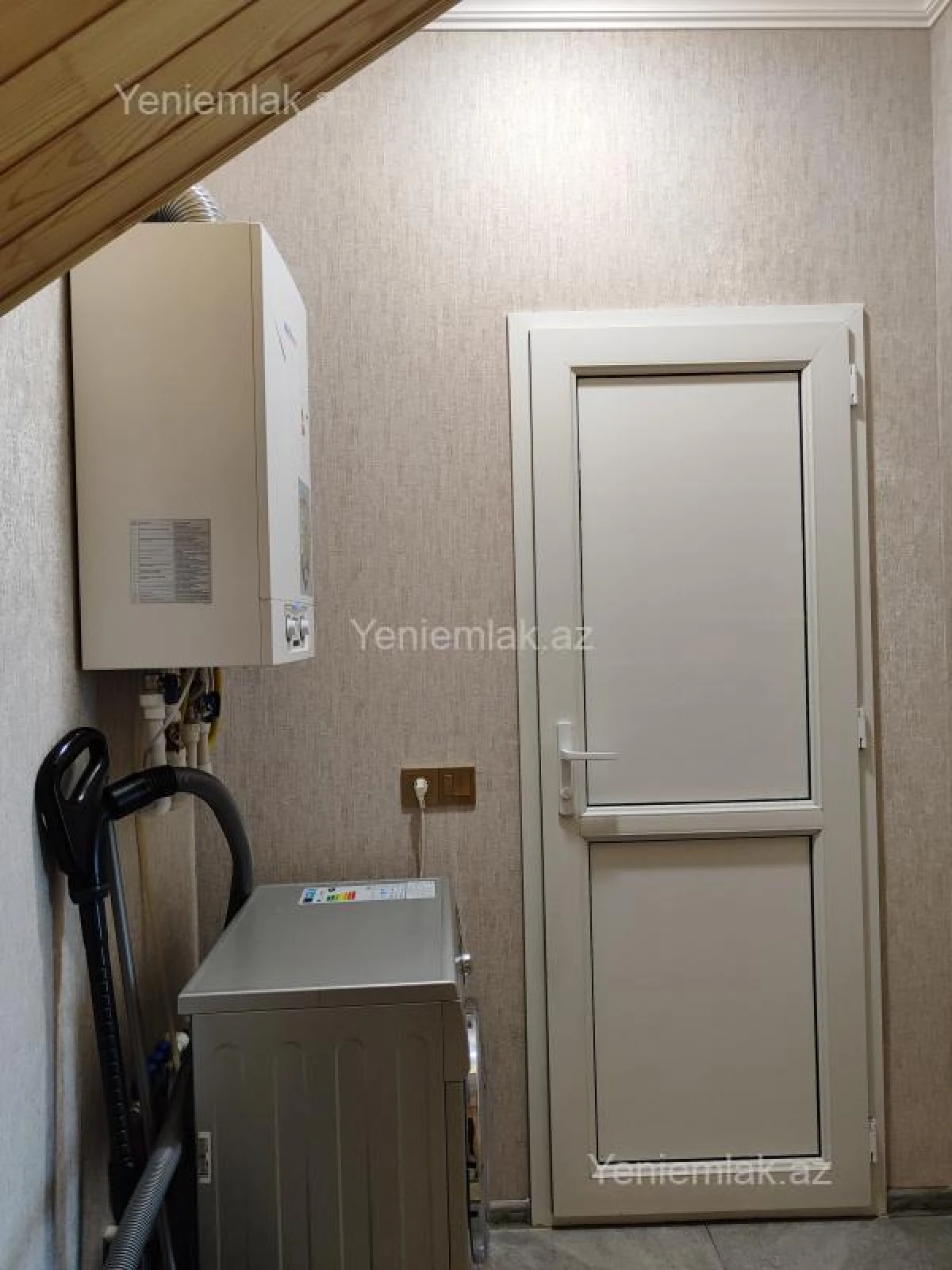 Satılır 4 otaqlı həyət evi 125 m²