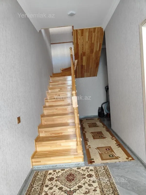 Satılır 4 otaqlı həyət evi 125 m²