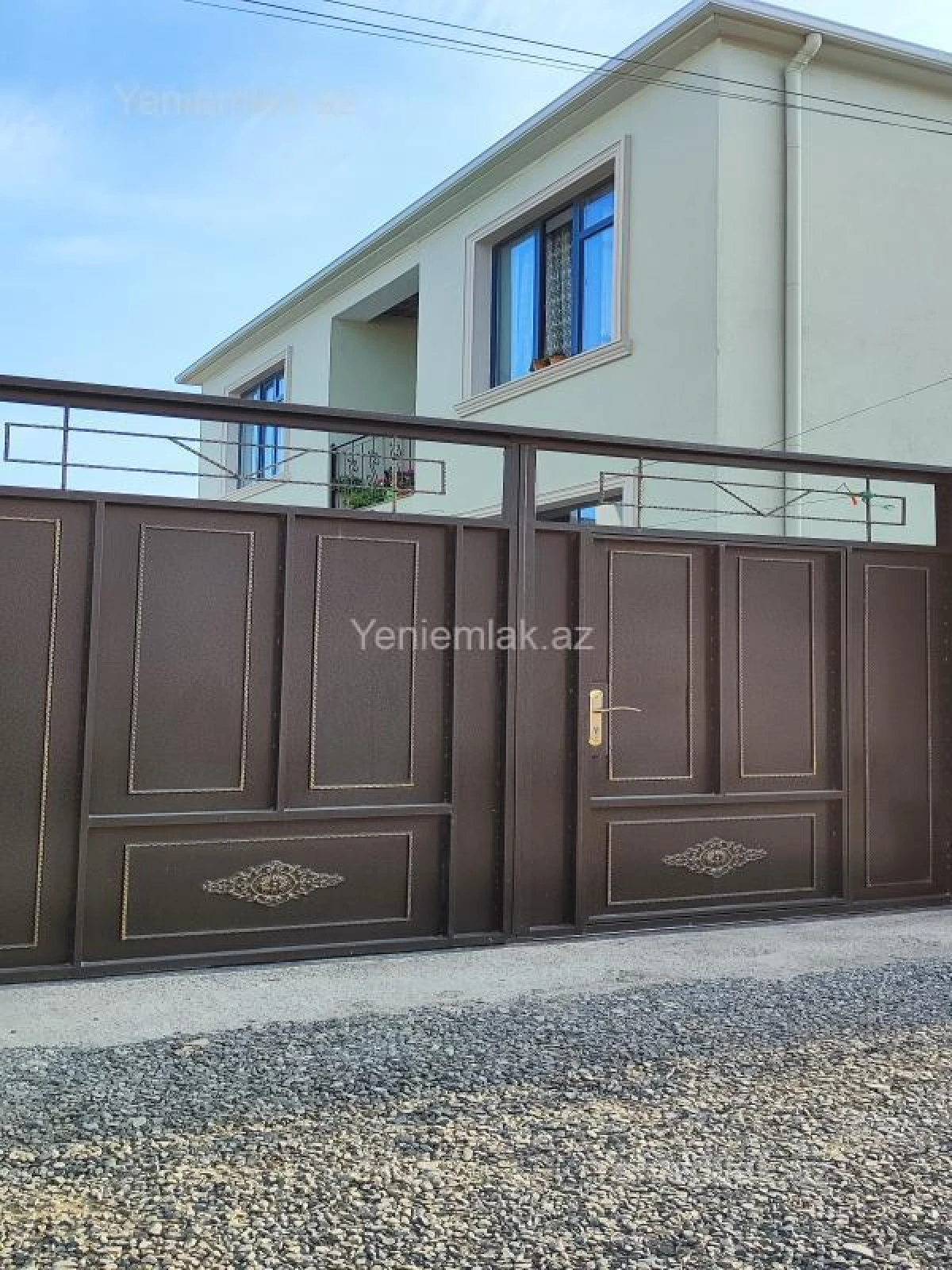 Satılır 4 otaqlı həyət evi 125 m²