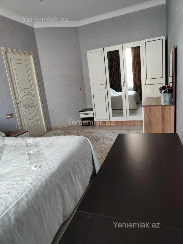 Satılır 4 otaqlı həyət evi 125 m²