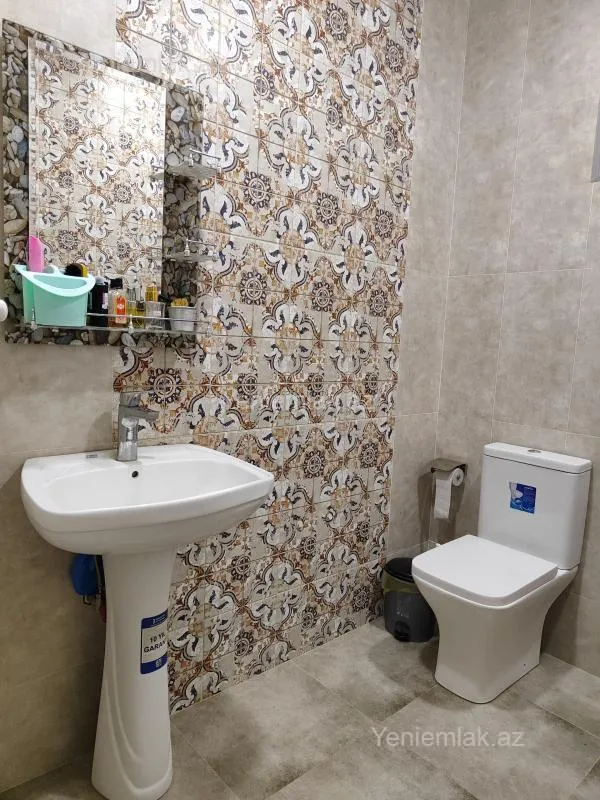 Satılır 4 otaqlı həyət evi 125 m²