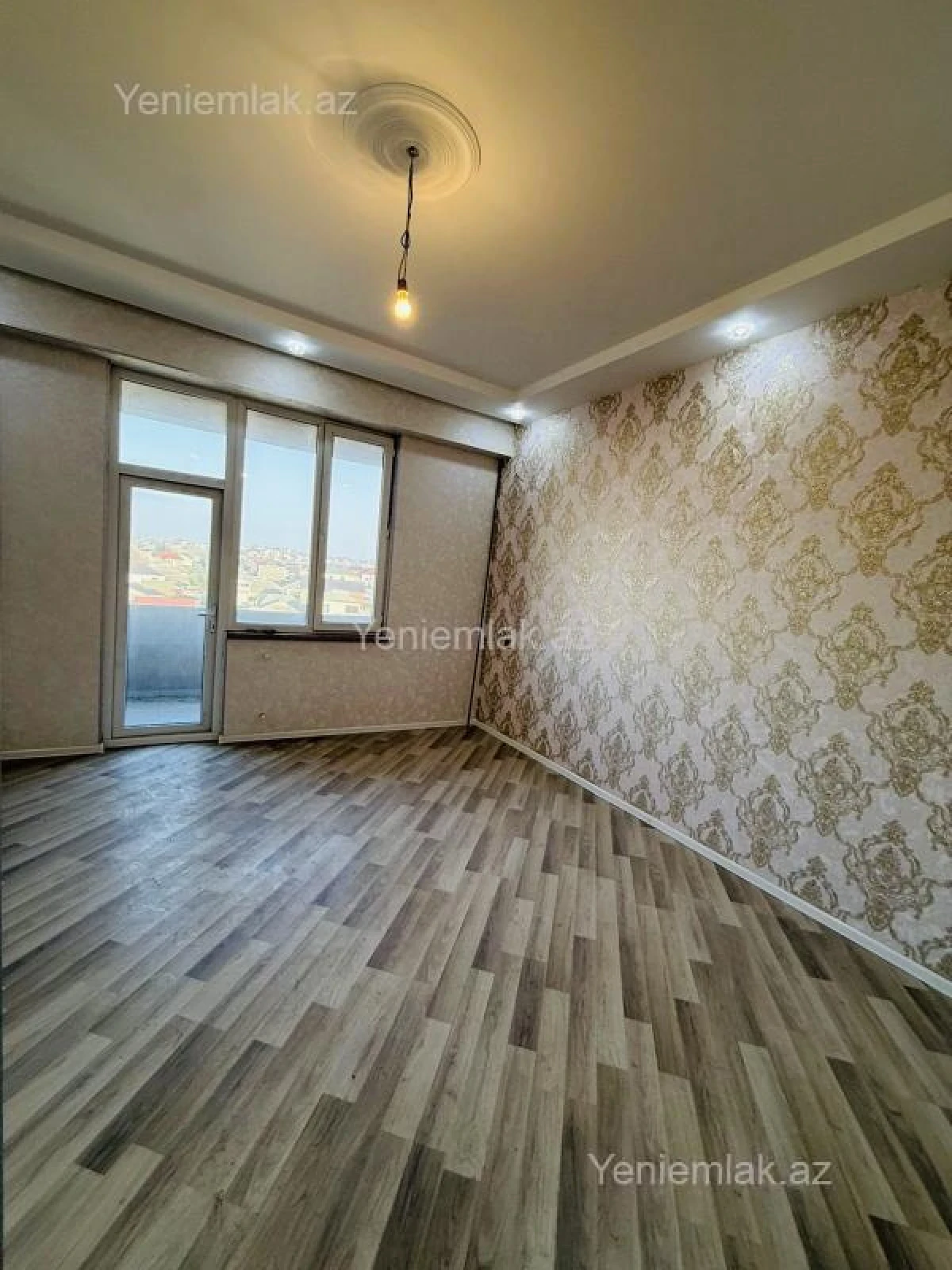 Satılır 3 otaqlı yeni tikili 74 m²